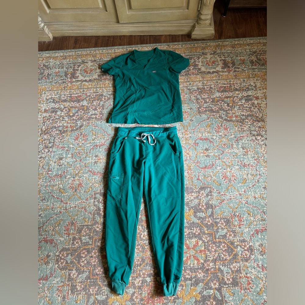 Figs hunter green scrubs set